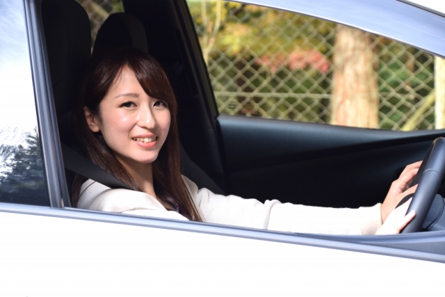 【21歳未満】18～20歳の自動車保険の保険料を安くする７つの方法